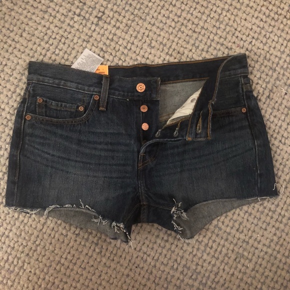 LEVI 501 - Picture 2 of 3